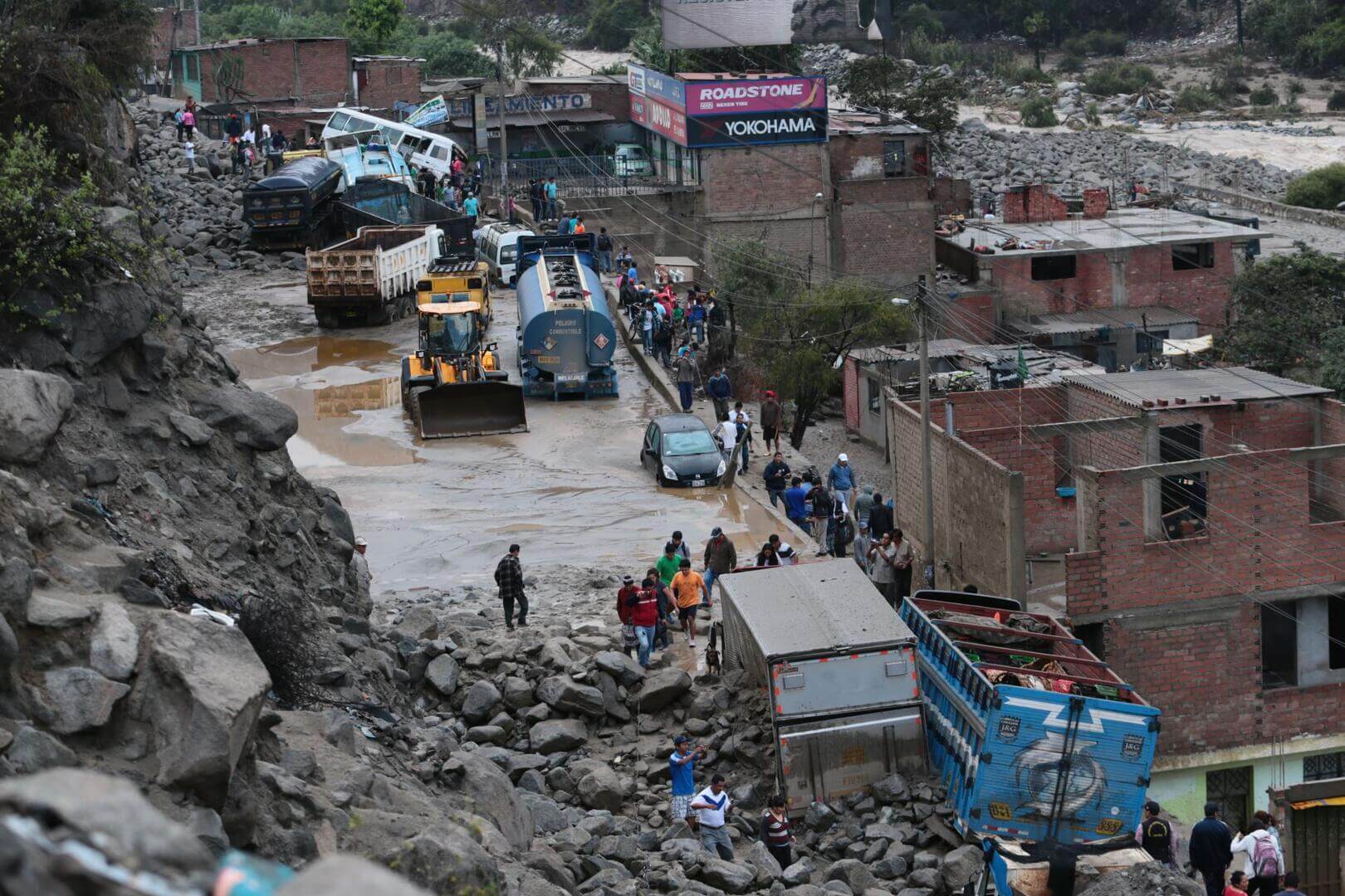 VULNERABLES. La desigualdad y el deficiente acceso al agua son algunos de los desafíos para que las grandes ciudades se adapten a los efectos de la crisis climática.