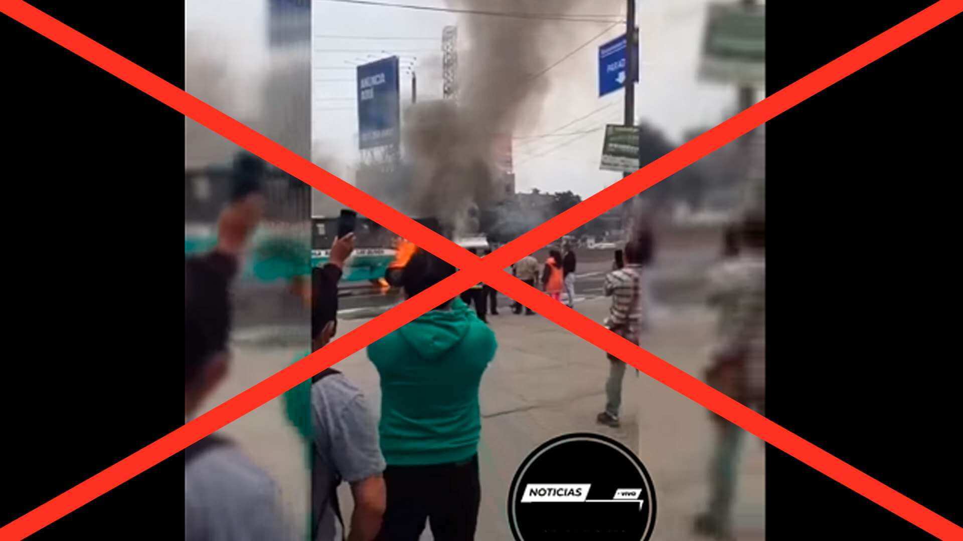 FALSO. Video que circula con la versión falsa de que se incendió un bus en Lima Norte el 4 de abril del 2021.