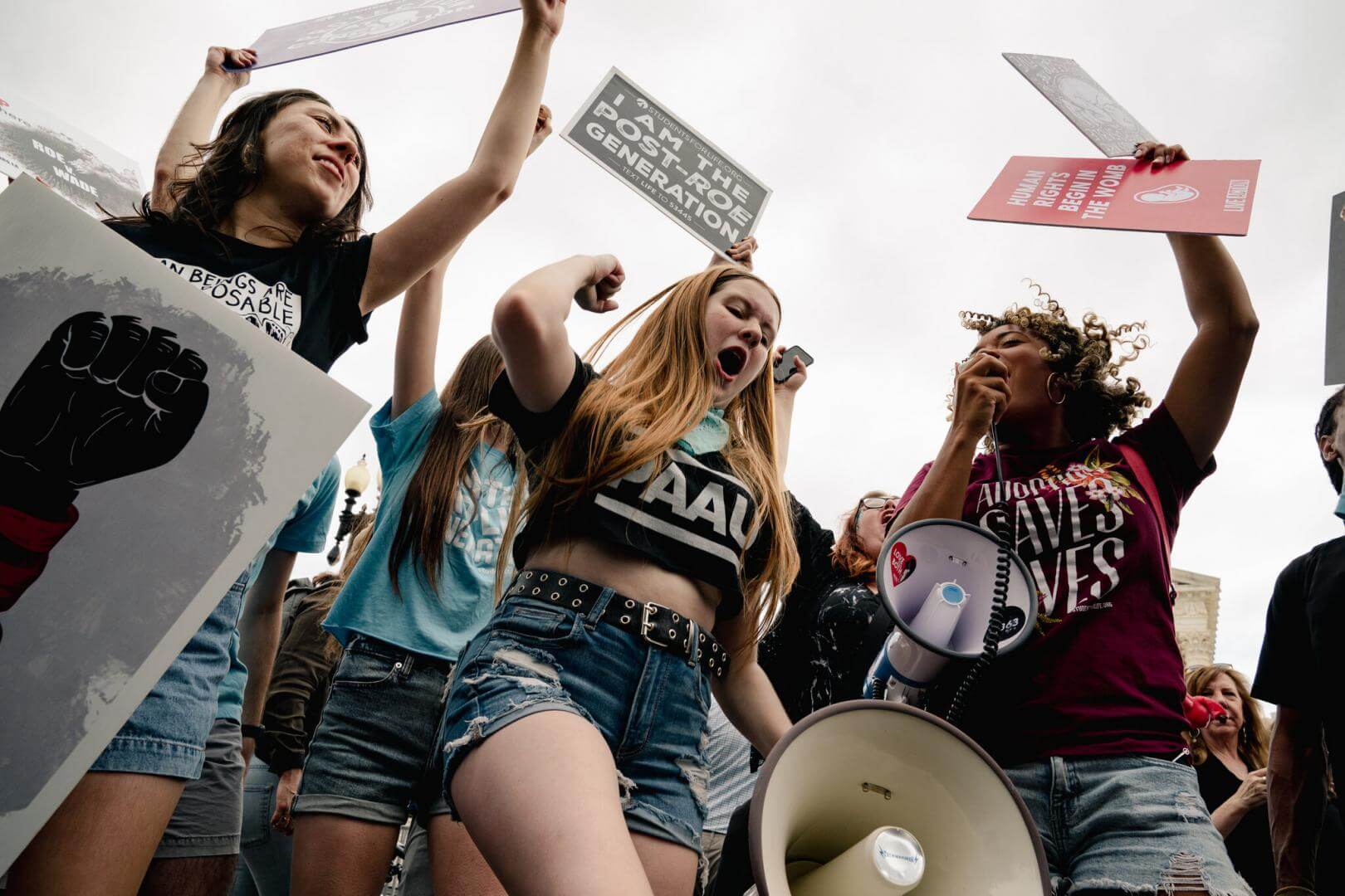 ESTADOS UNIDOS. Manifestantes antiaborto celebran resolución que anula sentencia del caso Roe contra Wade.