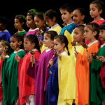 La Dirección de Elencos Nacionales precisó a Ama Llulla que los vestuarios del coro de niños son distintivos para reforzar nuestra diversidad cultural.