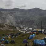 RECLAMO. Comuneros de Fuerabamba se instalaron desde el 14 de abril en sus antiguos terrenos, ahora de propiedad de la minera Las Bambas.