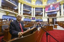 VOTACIÓN. El equipo ministerial que lidera Aníbal Torres obtuvo 64 votos en el Congreso para continuar sus funciones. 