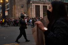 MANIFESTACIONES. Como parte de un control de identidad, efectivos policiales solo pueden retener a una persona hasta por cuatro horas.