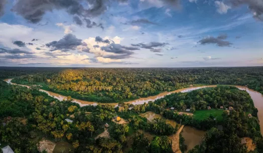 BORDERS. The Ammonia River crosses the border of Ucayali (Peru) and Acre (Brazil), a territory where the Ashaninka people live.