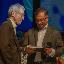 NUEVA ETAPA. Gustavo Petro, quien en agosto asumirá la presidencia del país, estuvo en la ceremonia de presentación del informe.